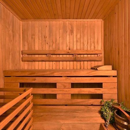 Дом С Сауной И Басейном На Теремках Hatne Exterior foto